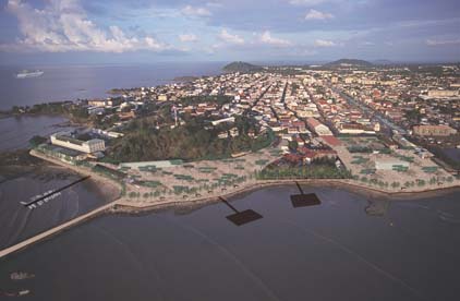 Simulation du port de Cayenne